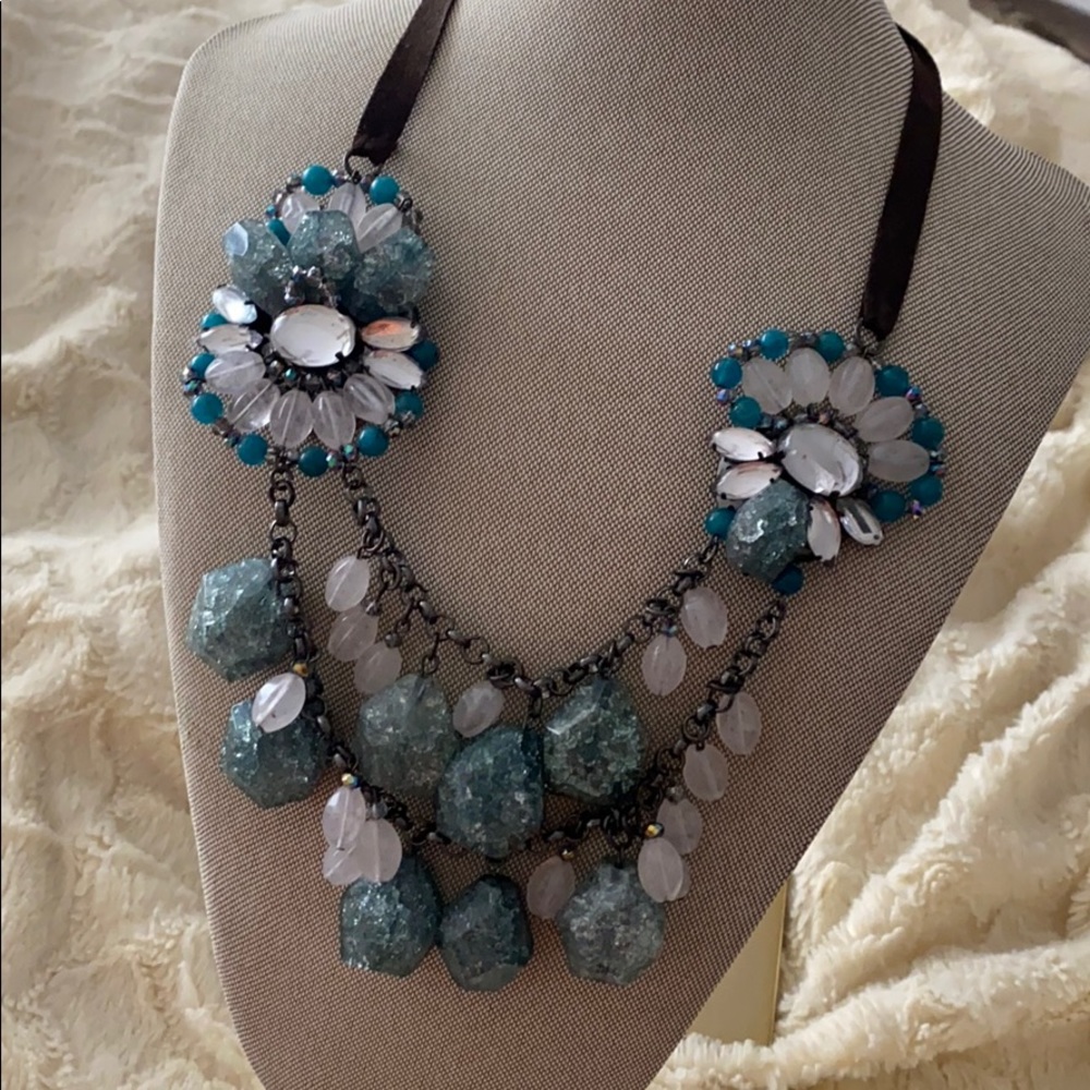 Beautiful statement piece for you!